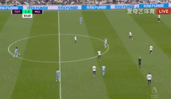 1629049034530035392.gif